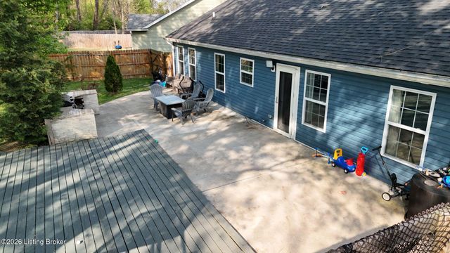 2726 Bagby Way, Louisville, KY 40216