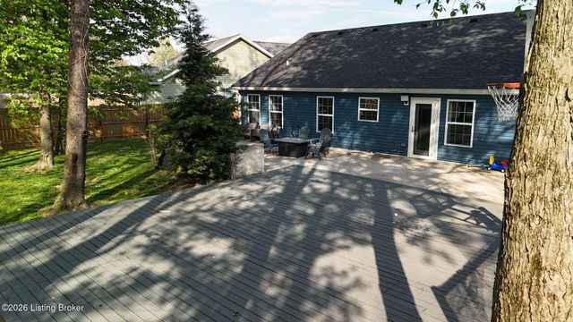 2726 Bagby Way, Louisville, KY 40216