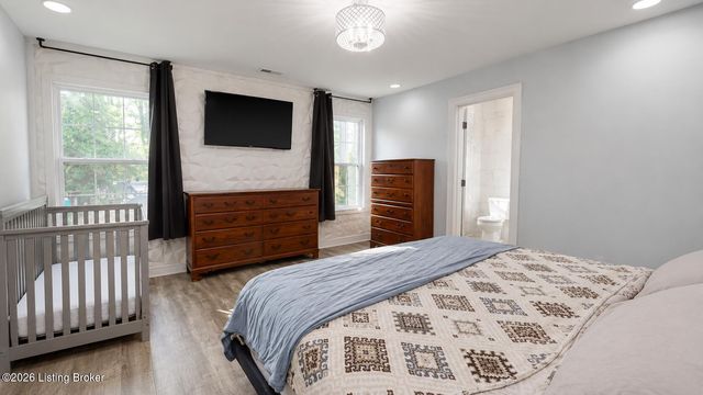 2726 Bagby Way, Louisville, KY 40216