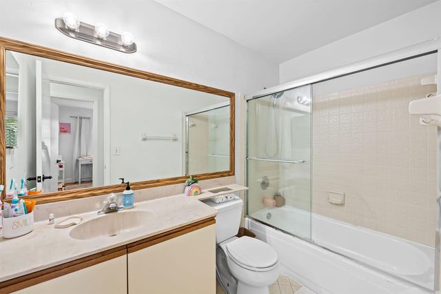 3952 COCOPLUM Circle 3646, Coconut Creek, FL 33063