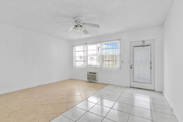 398 Tilford 398, Deerfield Beach, FL 33442