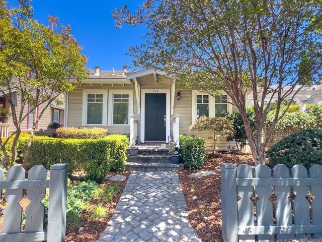 232 University Avenue, Los Gatos, CA 95030