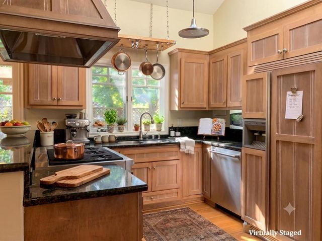 232 University Avenue, Los Gatos, CA 95030