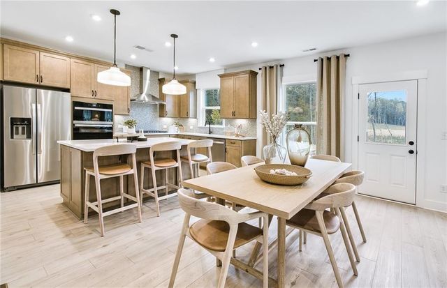 4711 Wilderness Trail, Flowery Branch, GA 30542