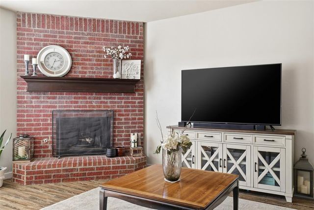 11008 SW 40th Street, Mustang, OK 73064