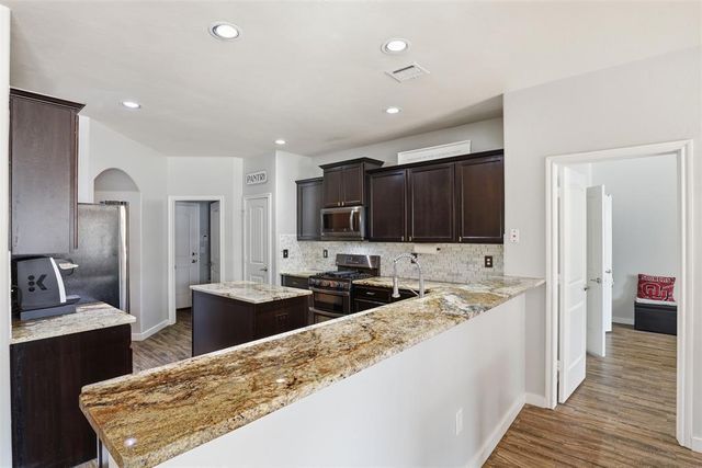 11008 SW 40th Street, Mustang, OK 73064