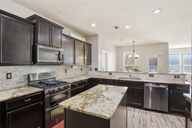 11008 SW 40th Street, Mustang, OK 73064