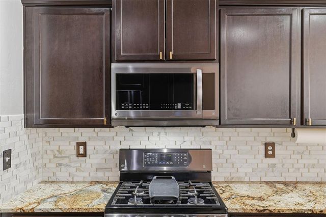 11008 SW 40th Street, Mustang, OK 73064