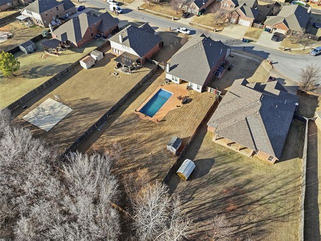 11008 SW 40th Street, Mustang, OK 73064