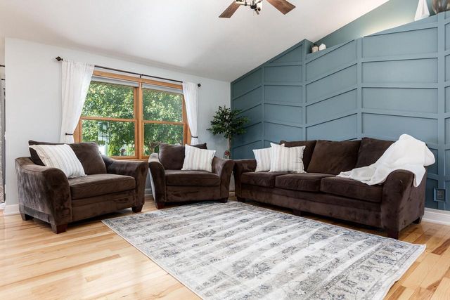 4468 Deer Point Drive, Janesville, WI 53546