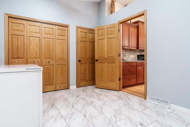 4468 Deer Point Drive, Janesville, WI 53546