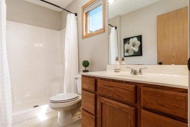 4468 Deer Point Drive, Janesville, WI 53546