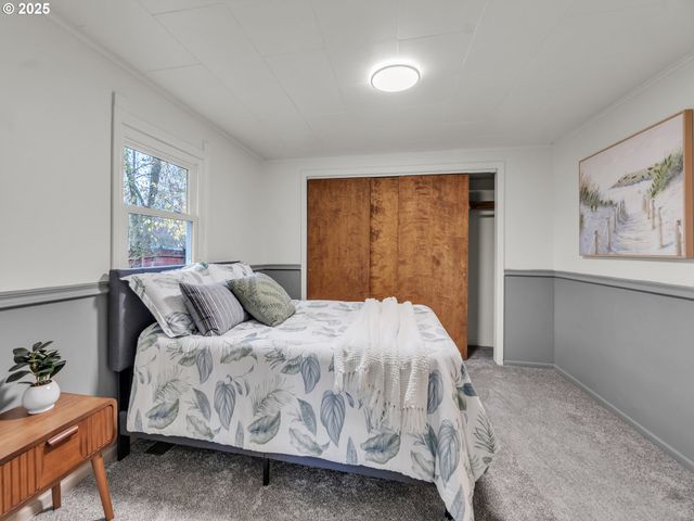 184 GREENWOOD Dr, Jefferson, OR 97352