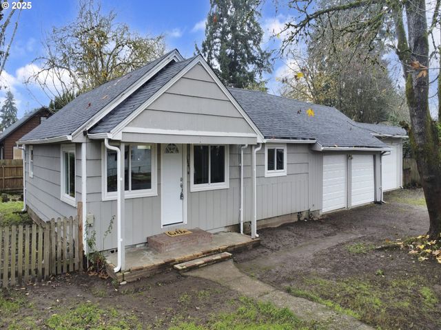 184 GREENWOOD Dr, Jefferson, OR 97352