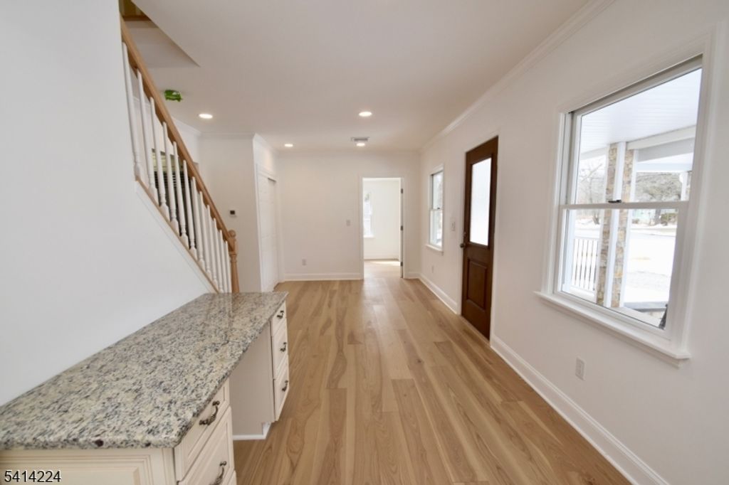 5612 Berkshire Valley Rd, Jefferson Twp., NJ 07438 — photo 3
