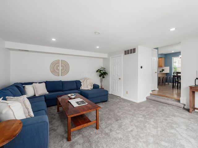 519 E Torrence Road, Columbus, OH 43214