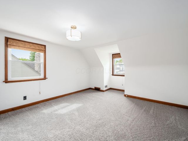 519 E Torrence Road, Columbus, OH 43214