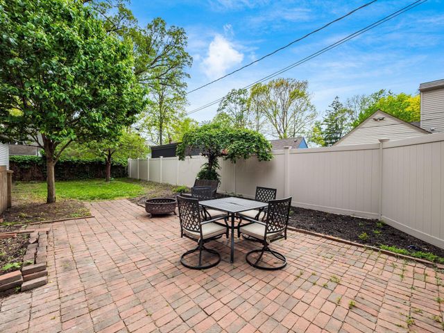 519 E Torrence Road, Columbus, OH 43214