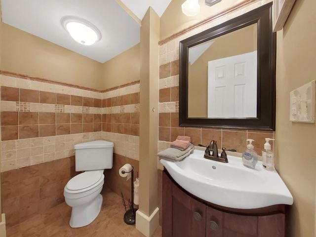 614 8TH STREET N, St Petersburg, FL 33701