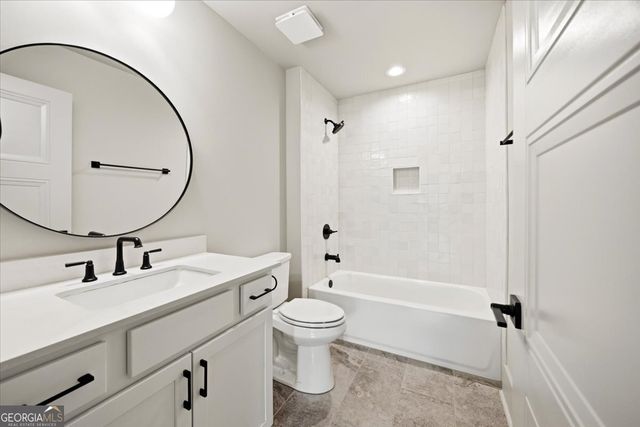 106 Equestrian Court, Forsyth, GA 31029
