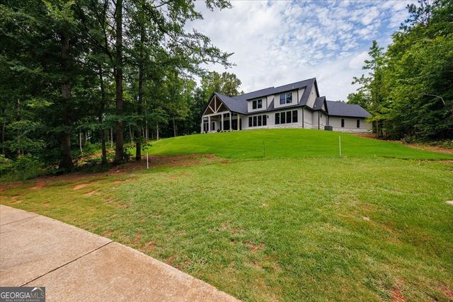 106 Equestrian Court, Forsyth, GA 31029