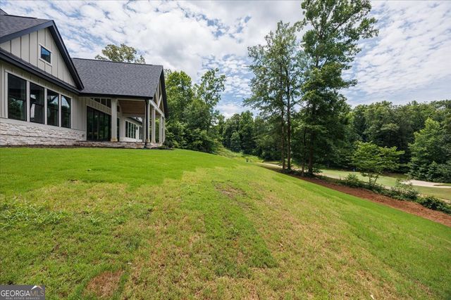 106 Equestrian Court, Forsyth, GA 31029