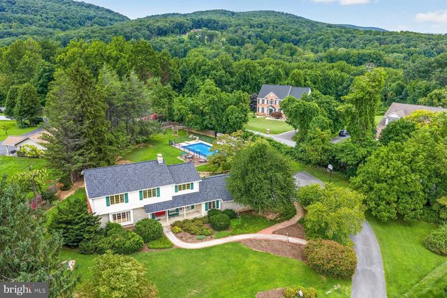 6916 SUMMERSWOOD DR, Frederick, MD 21702