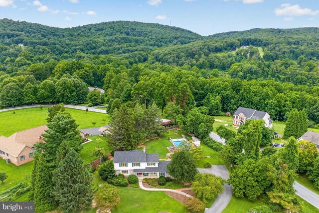 6916 SUMMERSWOOD DR, Frederick, MD 21702