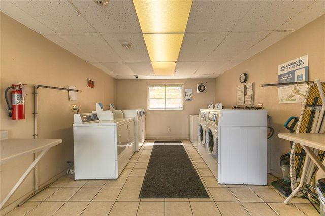 2525 W BAY DRIVE E23, Belleair Bluffs, FL 33770