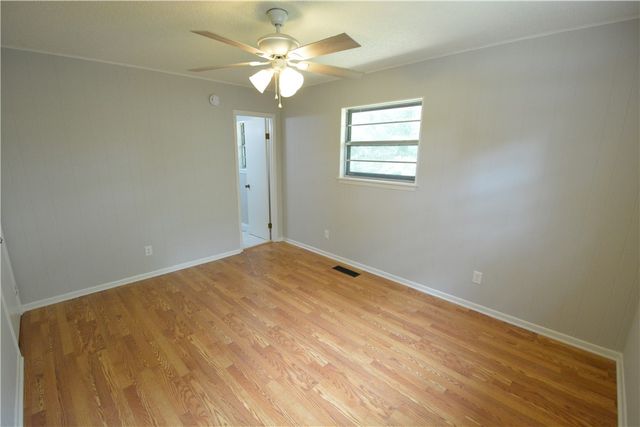 34 Tamworth Circle, Bella Vista, AR 72715