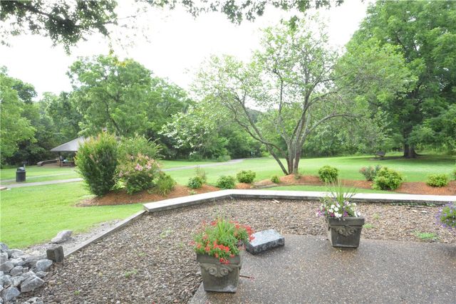 34 Tamworth Circle, Bella Vista, AR 72715