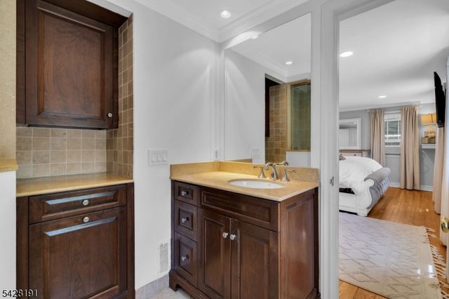 1657 Forest Hill Rd, Plainfield City, NJ 07060
