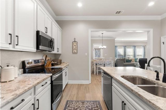 1811 Poeyfarre Drive, Lake Charles, LA 70611