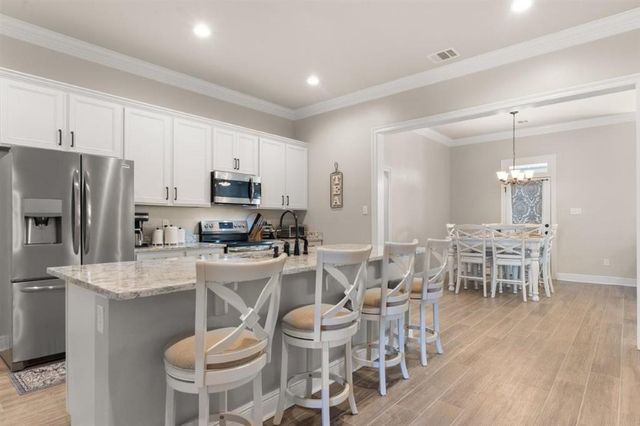 1811 Poeyfarre Drive, Lake Charles, LA 70611