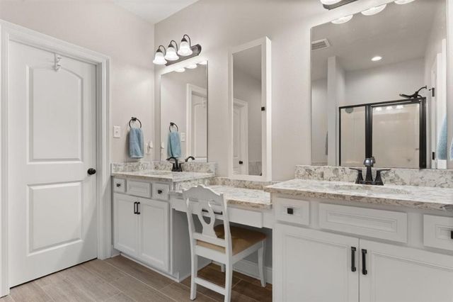 1811 Poeyfarre Drive, Lake Charles, LA 70611