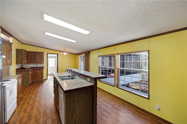 1 Frog Hop Lane, Morrilton, AR 72110