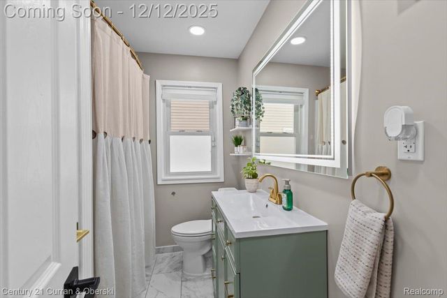 3304 Chestnut Street, Dearborn, MI 48124