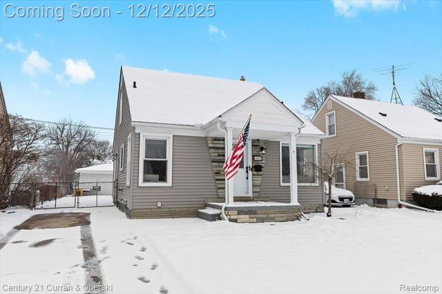 3304 Chestnut Street, Dearborn, MI 48124