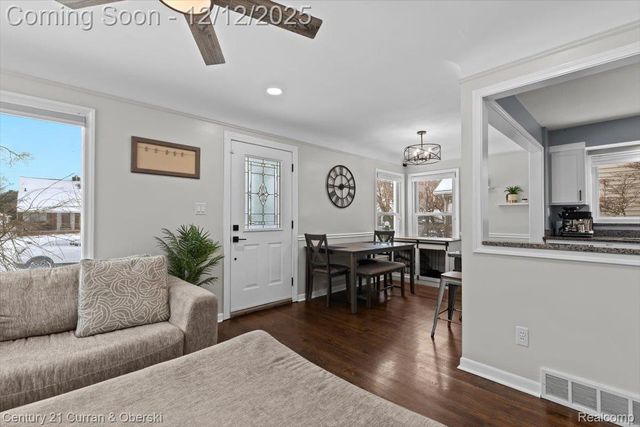 3304 Chestnut Street, Dearborn, MI 48124