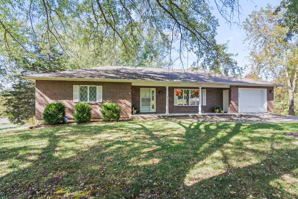 4245 N ROEMER RD, Columbia, MO 65202