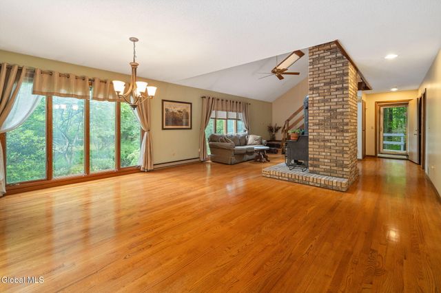 623 Bruno Road, Clifton Park, NY 12065