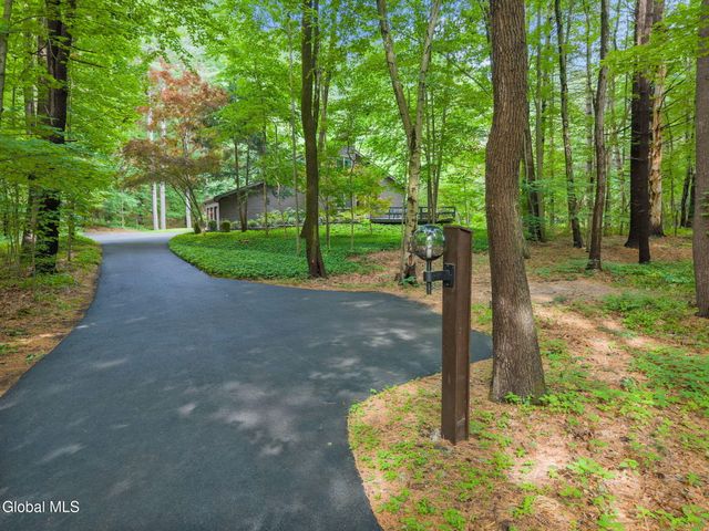 623 Bruno Road, Clifton Park, NY 12065