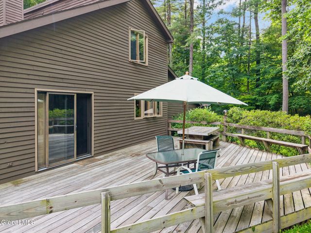 623 Bruno Road, Clifton Park, NY 12065