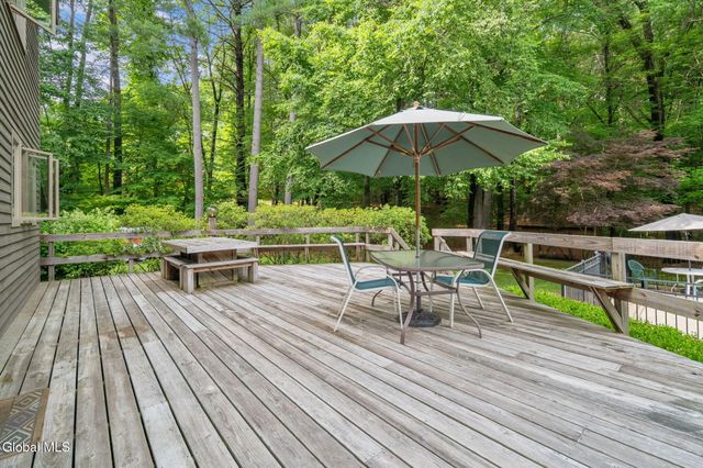 623 Bruno Road, Clifton Park, NY 12065