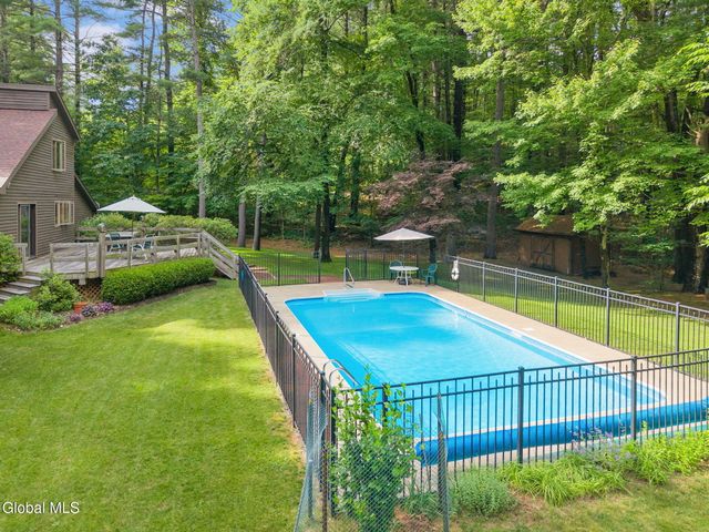 623 Bruno Road, Clifton Park, NY 12065