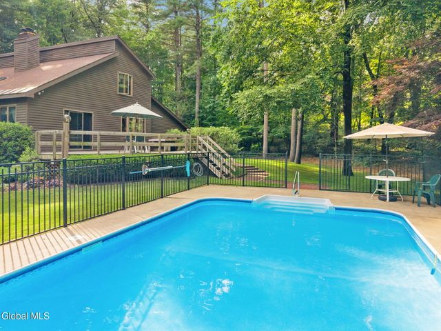 623 Bruno Road, Clifton Park, NY 12065
