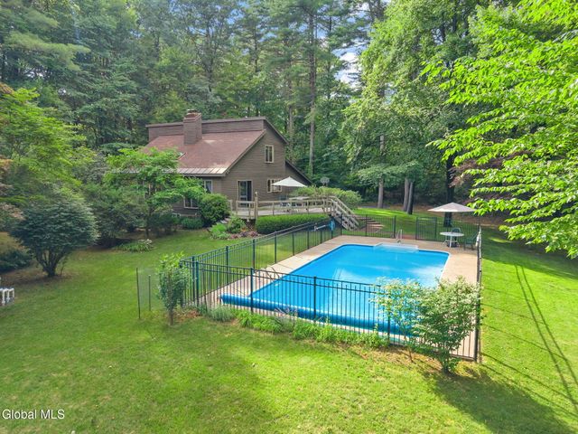 623 Bruno Road, Clifton Park, NY 12065