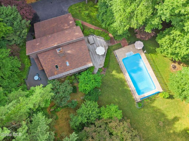 623 Bruno Road, Clifton Park, NY 12065