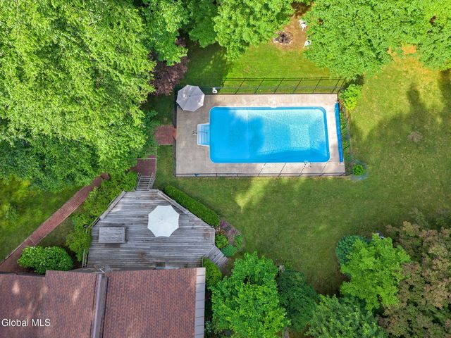 623 Bruno Road, Clifton Park, NY 12065