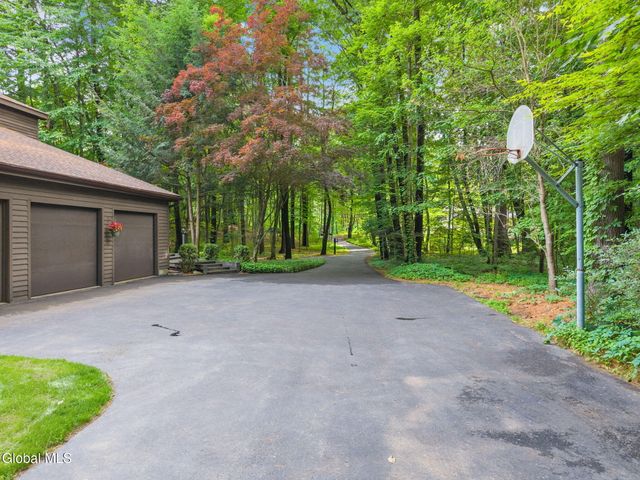 623 Bruno Road, Clifton Park, NY 12065